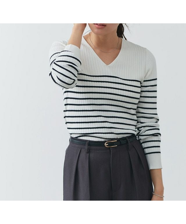 【ピエロ/Pierrot】のシルクタッチウォッシャブルリブニット インテリア・キッズ・メンズ・レディースファッション・服の通販 founy(ファウニー) 　ファッション　Fashion　レディースファッション　Fashion for Women　トップス・カットソー　Cut & Sew Tops　ニット　Knit Tops & Sweaters　インナー　Innerwear　シルク　Silk, 100% Silk　デコルテ　Décolleté, Neckline　フィット　Fit, Slim Fit　プチプライス・低価格　Affordable / Budget Price　エレガント 上品　Elegant　吸水　Absorbent, Quick-Dry　定番　Standard, Basic Item　166cm / オフホワイト×ブラック / Vネック / M|ID: prp329100004972906 ipo3291000000037287610