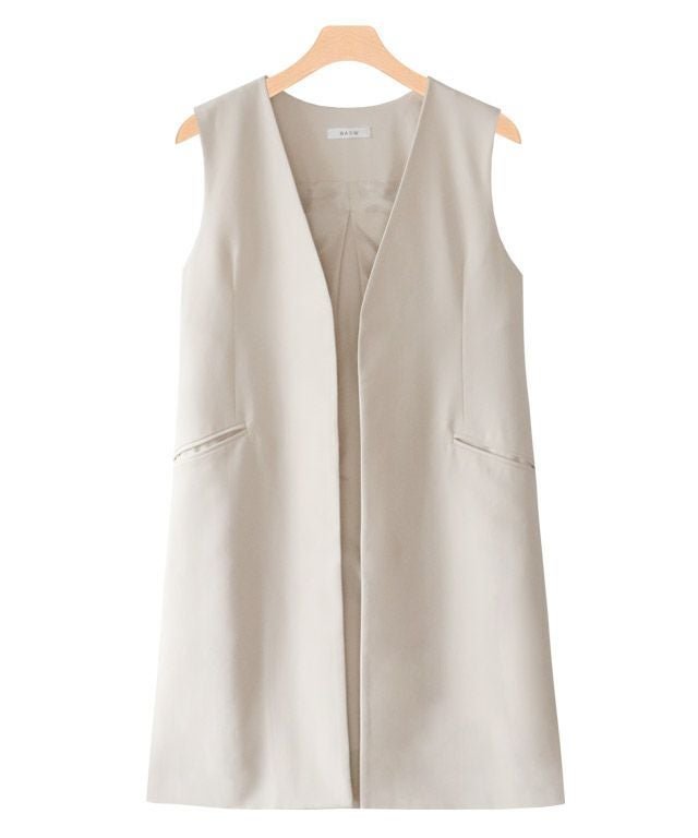 【ピエロ/Pierrot】の【アウトレットSALE!】 RASW ノーカラージレ インテリア・キッズ・メンズ・レディースファッション・服の通販 founy(ファウニー) https://founy.com/ ファッション Fashion レディースファッション Fashion for Women アウター Coat / Outerwear Collection トップス・カットソー Cut & Sew Tops ベスト&ジレ / 重ね着スタイル Vests & Gilets アウトレット Outlet / Clearance スリット Slit, Slit Detail トッパー Topper, Light Cardigan プチプライス・低価格 Affordable / Budget Price ボックス Boxy, Box Shape エレガント 上品 Elegant |ID: prp329100004972920 ipo3291000000037287677