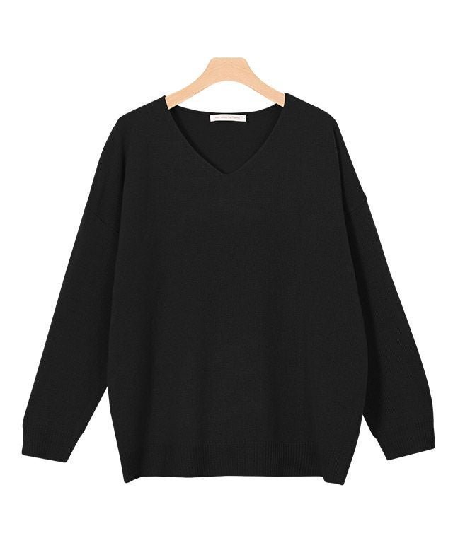 【ピエロ/Pierrot】の【アウトレットSALE!】Vネックオーバーサイズニット インテリア・キッズ・メンズ・レディースファッション・服の通販 founy(ファウニー) https://founy.com/ ファッション Fashion レディースファッション Fashion for Women トップス・カットソー Cut & Sew Tops ニット Knit Tops & Sweaters Vネックトップス V-Neck Tops / V-Cut Neckline Shirts アウトレット Outlet / Clearance ショルダー Shoulder, Shoulder Strap シンプル Simple, Minimal ドロップ Drop Shoulder, Dropped Style プチプライス・低価格 Affordable / Budget Price |ID: prp329100004972978 ipo3291000000037287984