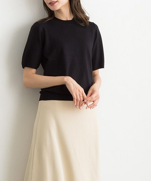 【ピエロ/Pierrot】の【A会場】シルクタッチウォッシャブル半袖ニット インテリア・キッズ・メンズ・レディースファッション・服の通販 founy(ファウニー) https://founy.com/ ファッション Fashion レディースファッション Fashion for Women トップス・カットソー Cut & Sew Tops ニット Knit Tops & Sweaters 送料無料 Free Shipping ウォッシャブル Machine Washable シルク Silk, 100% Silk シンプル Simple, Minimal プチプライス・低価格 Affordable / Budget Price エレガント 上品 Elegant 半袖 Short Sleeve, Half Sleeve 吸水 Absorbent, Quick-Dry |ID: prp329100004972995 ipo3291000000037288080