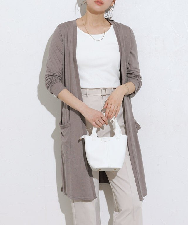 【ピエロ/Pierrot】の【A会場】UVカット裾スリットカーディガン インテリア・キッズ・メンズ・レディースファッション・服の通販 founy(ファウニー) 　ファッション　Fashion　レディースファッション　Fashion for Women　トップス・カットソー　Cut & Sew Tops　カーディガン・羽織り　Layered Style Cardigans　送料無料　Free Shipping　カーディガン　Cardigan, Knitwear　シンプル　Simple, Minimal　スリット　Slit, Slit Detail　プチプライス・低価格　Affordable / Budget Price　ポケット　Pocket, Pocket Detail　ロング　Long, Long-Length　166cm / モカブラウン / M|ID: prp329100004973080 ipo3291000000037288472