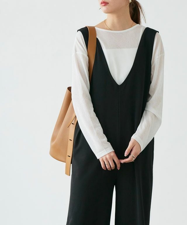 【ピエロ/Pierrot】のペアスキンVネックオールインワン インテリア・キッズ・メンズ・レディースファッション・服の通販 founy(ファウニー) 　ファッション　Fashion　レディースファッション　Fashion for Women　ワンピース　Dresses　オールインワン・ワンピース　Dresses and Jumpsuits　インナー　Innerwear　プチプライス・低価格　Affordable / Budget Price　リラックス　Relax, Relaxed Fit　エレガント 上品　Elegant　ブラック|ID: prp329100004973144 ipo3291000000037288798