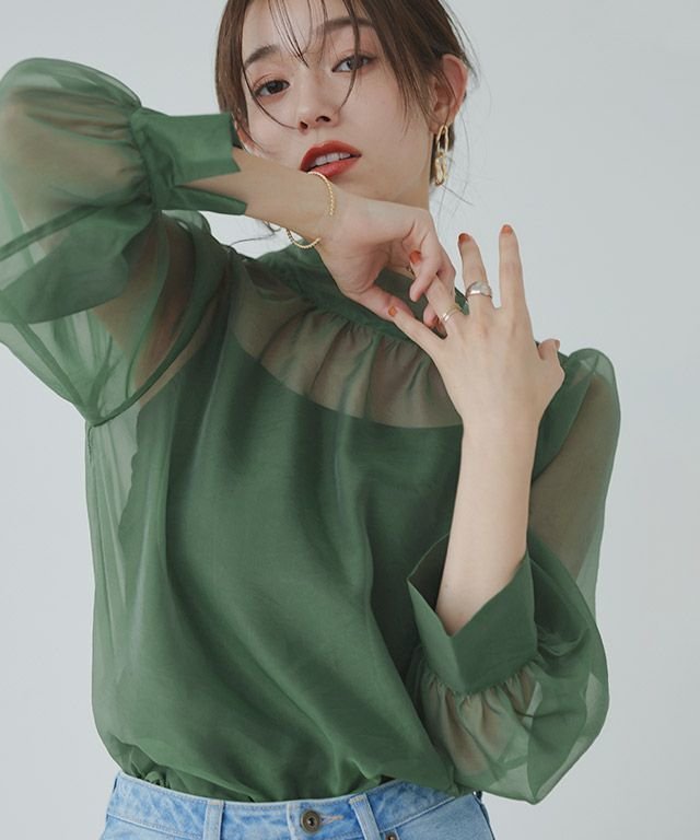 【ピエロ/Pierrot】のオーガンジータイブラウス インテリア・キッズ・メンズ・レディースファッション・服の通販 founy(ファウニー) 　ファッション　Fashion　レディースファッション　Fashion for Women　トップス・カットソー　Cut & Sew Tops　シャツ・ブラウス・オフィスカジュアル　Elegant Blouses & Button-Ups　おすすめ　Recommended / Our Picks　オーガンジー　Organza Fabric　ハイネック　High Neck, Mock Neck　プチプライス・低価格　Affordable / Budget Price　ベスト　Vest, Waistcoat　リボン　Ribbon, Bow　グリーン|ID: prp329100004973200 ipo3291000000037289160