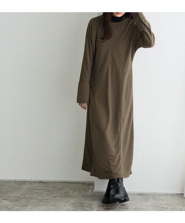 【ピエロ/Pierrot】の【アウトレットSALE!】ドルマンスリーブフレアワンピース インテリア・キッズ・メンズ・レディースファッション・服の通販 founy(ファウニー) 　ファッション　Fashion　レディースファッション　Fashion for Women　ワンピース　Dresses　アウトレット　Outlet / Clearance　シンプル　Simple, Minimal　フレア　Flare, Flared　プチプライス・低価格　Affordable / Budget Price　ロング　Long, Long-Length　切替　Switching, Contrast Panel　163cm / モカ / M|ID: prp329100004973300 ipo3291000000037289546
