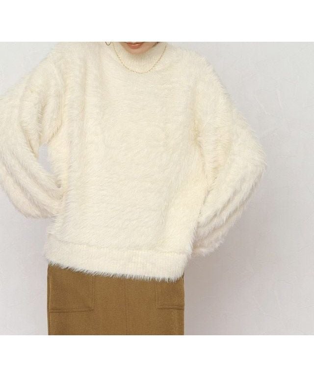 【ピエロ/Pierrot】のシャギーボリュームスリーブニット インテリア・キッズ・メンズ・レディースファッション・服の通販 founy(ファウニー) 　ファッション　Fashion　レディースファッション　Fashion for Women　トップス・カットソー　Cut & Sew Tops　ニット　Knit Tops & Sweaters　ボリューム袖・フリルスリーブブラウス　Voluminous & Ruffle Sleeves / Puffy Sleeve Tops　おすすめ　Recommended / Our Picks　シンプル　Simple, Minimal　タートルネック　Turtleneck, High Neck　トレンド　Trend, Trending Now　ハイネック　High Neck, Mock Neck　フェミニン　Feminine, Girly　プチプライス・低価格　Affordable / Budget Price　アイボリー|ID: prp329100004973336 ipo3291000000037289690