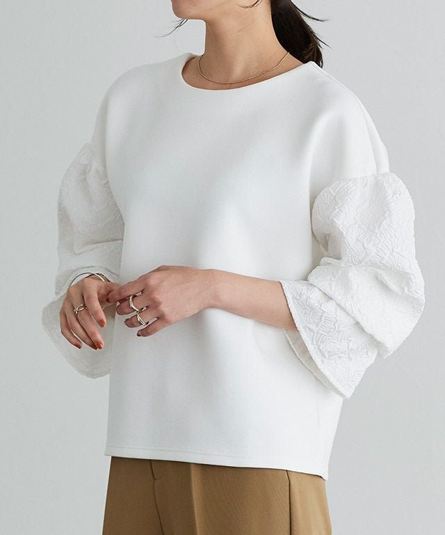 【ピエロ/Pierrot】の袖ジャカードプルオーバー インテリア・キッズ・メンズ・レディースファッション・服の通販 founy(ファウニー) 　ファッション　Fashion　レディースファッション　Fashion for Women　トップス・カットソー　Cut & Sew Tops　カジュアルプルオーバー・ニットトップス　Pullovers & Knit Tops / Casual Pullovers　カットソー　Cut and Sewn Top　ジャカード／ジャガード　Jacquard, Woven Pattern　スリーブ　Sleeve, Long Sleeve / Short Sleeve　トレンド　Trend, Trending Now　バランス　Balance, Style Balance　フェミニン　Feminine, Girly　プチプライス・低価格　Affordable / Budget Price　ワンポイント　One Point, Statement Accent　エレガント 上品　Elegant　オフホワイト|ID: prp329100004973375 ipo3291000000037289849