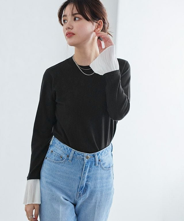 【ピエロ/Pierrot】の【アウトレットSALE!】袖プリーツニット インテリア・キッズ・メンズ・レディースファッション・服の通販 founy(ファウニー) 　ファッション　Fashion　レディースファッション　Fashion for Women　トップス・カットソー　Cut & Sew Tops　ニット　Knit Tops & Sweaters　アウトレット　Outlet / Clearance　インナー　Innerwear　ドッキング　Docking, Mixed Material　プチプライス・低価格　Affordable / Budget Price　プリーツ　Pleats, Pleated　ロング　Long, Long-Length　ブラック×ホワイト|ID: prp329100004973390 ipo3291000000037289906