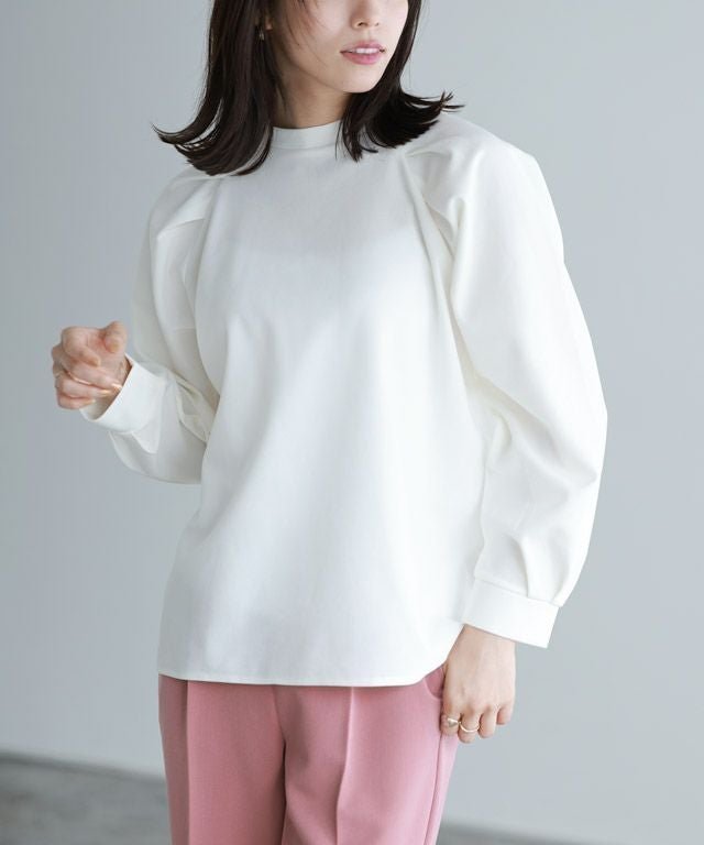 【ピエロ/Pierrot】のラグランタックTブラウス インテリア・キッズ・メンズ・レディースファッション・服の通販 founy(ファウニー) 　ファッション　Fashion　レディースファッション　Fashion for Women　トップス・カットソー　Cut & Sew Tops　シャツ・ブラウス・オフィスカジュアル　Elegant Blouses & Button-Ups　カットソー　Cut and Sewn Top　ジョーゼット　Georgette, Semi-Sheer Fabric　バランス　Balance, Style Balance　プチプライス・低価格　Affordable / Budget Price　オフホワイト|ID: prp329100004973487 ipo3291000000037290296
