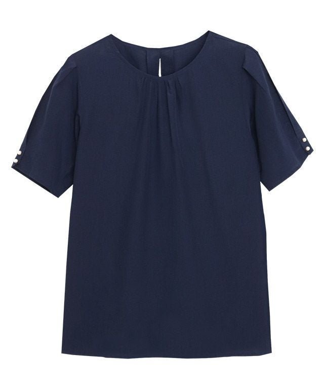 【ピエロ/Pierrot】の【A会場】パールアクセントブラウス 大人の最旬トレンドファッション＆コーディネート founy(ファウニー) 　ファッション　Fashion　レディースファッション　Fashion for Women　トップス・カットソー　Cut & Sew Tops　シャツ・ブラウス・オフィスカジュアル　Elegant Blouses & Button-Ups　送料無料　Free Shipping　シンプル　Simple, Minimal　スリット　Slit, Slit Detail　トレンド　Trend, Trending Now　パール　Pearl, Pearl Accent　プチプライス・低価格　Affordable / Budget Price　エレガント 上品　Elegant　 other-1|ID: prp329100004973499 ipo3291000000037290341