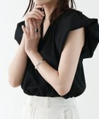 【ピエロ/Pierrot】の【アウトレットSALE!】キーネックパフスリーブブラウス 大人の最旬トレンドファッション＆コーディネート founy(ファウニー) ファッション Fashion レディースファッション Fashion for Women トップス・カットソー Cut & Sew Tops シャツ・ブラウス・オフィスカジュアル Elegant Blouses & Button-Ups アウトレット Outlet / Clearance スリーブ Sleeve, Long Sleeve / Short Sleeve バルーン Balloon, Balloon Silhouette フェミニン Feminine, Girly フレンチ French, French Style プチプライス・低価格 Affordable / Budget Price ボトム Bottoms, Lower Wear thumbnail ブラック|ID: prp329100004973570 ipo3291000000037290631