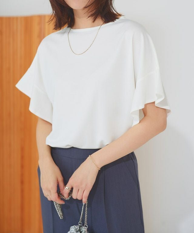 【ピエロ/Pierrot】の接触冷感フレアスリーブTシャツ インテリア・キッズ・メンズ・レディースファッション・服の通販 founy(ファウニー) 　ファッション　Fashion　レディースファッション　Fashion for Women　トップス・カットソー　Cut & Sew Tops　シャツ・ブラウス・オフィスカジュアル　Elegant Blouses & Button-Ups　ロングTシャツ・Tシャツ　Longline T-Shirts & Tees　送料無料　Free Shipping　インナー　Innerwear　カットソー　Cut and Sewn Top　サロペット　Overalls, Salopette　スリーブ　Sleeve, Long Sleeve / Short Sleeve　フレア　Flare, Flared　プチプライス・低価格　Affordable / Budget Price　エレガント 上品　Elegant　167cm / オフホワイト / M|ID: prp329100004973597 ipo3291000000037290731