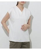 【ピエロ/Pierrot】の接触冷感フレンチスリーブカットソー 大人の最旬トレンドファッション＆コーディネート founy(ファウニー) ファッション Fashion レディースファッション Fashion for Women トップス・カットソー Cut & Sew Tops カットソー・ベーシックTシャツ Cut-and-Sewn Tops / Stretch Tees & Basics 送料無料 Free Shipping カットソー Cut and Sewn Top シンプル Simple, Minimal プチプライス・低価格 Affordable / Budget Price エレガント 上品 Elegant thumbnail オフホワイト|ID: prp329100004973602 ipo3291000000037290758