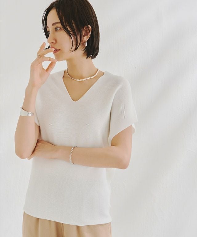 【ピエロ/Pierrot】のRASW 綿混Vネックフレンチニット インテリア・キッズ・メンズ・レディースファッション・服の通販 founy(ファウニー) https://founy.com/ ファッション Fashion レディースファッション Fashion for Women トップス・カットソー Cut & Sew Tops ニット Knit Tops & Sweaters Vネックトップス V-Neck Tops / V-Cut Neckline Shirts スリーブ Sleeve, Long Sleeve / Short Sleeve フレンチ French, French Style プチプライス・低価格 Affordable / Budget Price |ID: prp329100004973622 ipo3291000000037290836