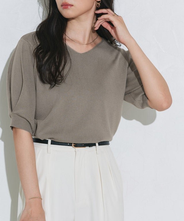 【ピエロ/Pierrot】の2wayパフハーフスリーブニット インテリア・キッズ・メンズ・レディースファッション・服の通販 founy(ファウニー) 　ファッション　Fashion　レディースファッション　Fashion for Women　トップス・カットソー　Cut & Sew Tops　ニット　Knit Tops & Sweaters　シルク　Silk, 100% Silk　シンプル　Simple, Minimal　スリーブ　Sleeve, Long Sleeve / Short Sleeve　ワイド　Wide, Wide Fit　プチプライス・低価格　Affordable / Budget Price　エレガント 上品　Elegant　166cm / グレージュ / M|ID: prp329100004973686 ipo3291000000037291087