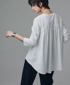 【ピエロ/Pierrot】の【アウトレットSALE!】 RASW GIZAコットンバックギャザーTシャツ 大人の最旬トレンドファッション＆コーディネート founy(ファウニー) ファッション Fashion レディースファッション Fashion for Women トップス・カットソー Cut & Sew Tops シャツ・ブラウス・オフィスカジュアル Elegant Blouses & Button-Ups ロングTシャツ・Tシャツ Longline T-Shirts & Tees アウトレット Outlet / Clearance なめらか Smooth, Silky Texture ギャザー Gathered, Ruffled シンプル Simple, Minimal バランス Balance, Style Balance フレア Flare, Flared フロント Front, Front Design プチプライス・低価格 Affordable / Budget Price ロング Long, Long-Length 抗菌 Antibacterial, Bacteria-Resistant thumbnail オフホワイト|ID: prp329100004973797 ipo3291000000037291531