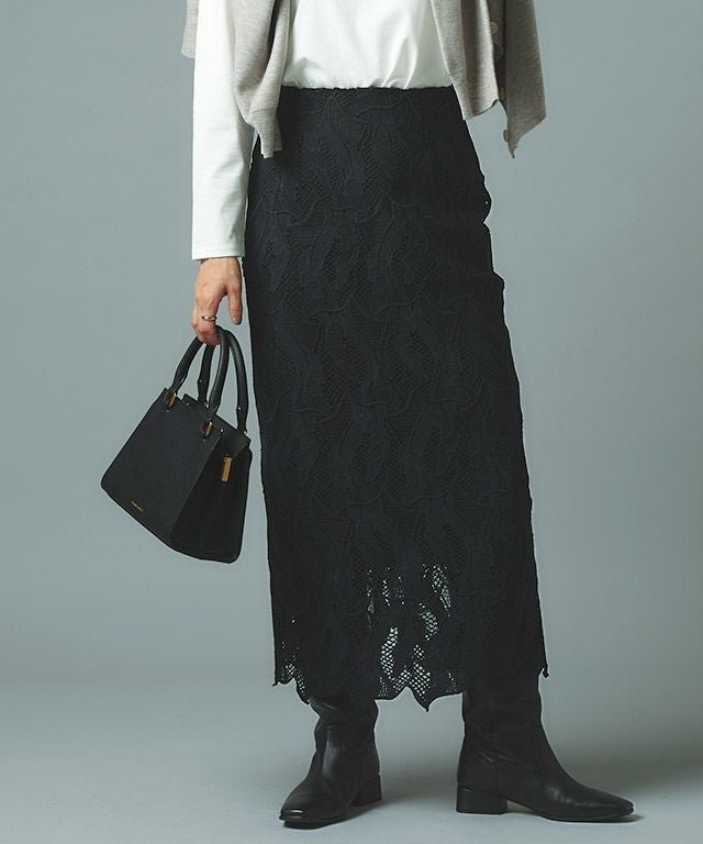 【ピエロ/Pierrot】のRASW レースストレートスカート インテリア・キッズ・メンズ・レディースファッション・服の通販 founy(ファウニー) https://founy.com/ ファッション Fashion レディースファッション Fashion for Women スカート Skirts ケミカル Chemical, Chemical Wash シンプル Simple, Minimal スカラップ Scallop, Scalloped Edge ストレート Straight, Straight Cut フラット Flat, Flat Shoes プチプライス・低価格 Affordable / Budget Price レース Lace, Lace Fabric エレガント 上品 Elegant |ID: prp329100004973855 ipo3291000000037291753