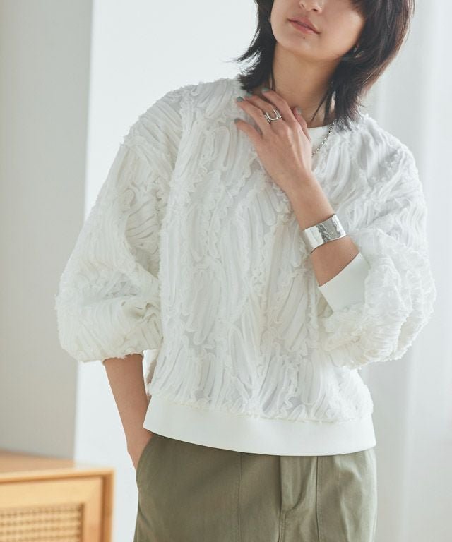 【ピエロ/Pierrot】のRASW コード刺繍ブラウス インテリア・キッズ・メンズ・レディースファッション・服の通販 founy(ファウニー) 　ファッション　Fashion　レディースファッション　Fashion for Women　トップス・カットソー　Cut & Sew Tops　シャツ・ブラウス・オフィスカジュアル　Elegant Blouses & Button-Ups　クロップド　Cropped, Short Length　チュール　Tulip, Tulip Motif　バランス　Balance, Style Balance　フェミニン　Feminine, Girly　プチプライス・低価格　Affordable / Budget Price　リボン　Ribbon, Bow　レース　Lace, Lace Fabric　166cm / オフホワイト / M|ID: prp329100004975713 ipo3291000000037299070