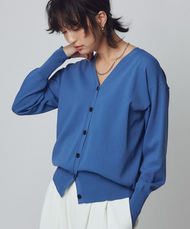 【ピエロ/Pierrot】のRASW 多機能Vネックカーディガン インテリア・キッズ・メンズ・レディースファッション・服の通販 founy(ファウニー) 　ファッション　Fashion　レディースファッション　Fashion for Women　トップス・カットソー　Cut & Sew Tops　カーディガン・羽織り　Layered Style Cardigans　Vネックトップス　V-Neck Tops / V-Cut Neckline Shirts　ウォッシャブル　Machine Washable　カーディガン　Cardigan, Knitwear　シンプル　Simple, Minimal　デコルテ　Décolleté, Neckline　プチプライス・低価格　Affordable / Budget Price　エレガント 上品　Elegant　定番　Standard, Basic Item　166cm / インディゴブルー / M|ID: prp329100004975746 ipo3291000000037299199