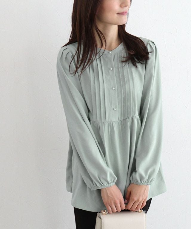 【ピエロ/Pierrot】のパールボタンピンタックペプラムブラウス インテリア・キッズ・メンズ・レディースファッション・服の通販 founy(ファウニー) 　ファッション　Fashion　レディースファッション　Fashion for Women　トップス・カットソー　Cut & Sew Tops　シャツ・ブラウス・オフィスカジュアル　Elegant Blouses & Button-Ups　ギャザー　Gathered, Ruffled　パール　Pearl, Pearl Accent　フェミニン　Feminine, Girly　プチプライス・低価格　Affordable / Budget Price　エレガント 上品　Elegant　163cm / グレイッシュミント / M|ID: prp329100004975754 ipo3291000000037299237