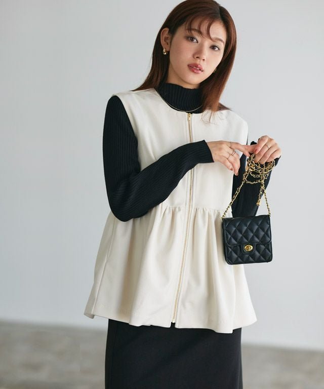 【ピエロ/Pierrot】のウールタッチペプラムジレ インテリア・キッズ・メンズ・レディースファッション・服の通販 founy(ファウニー) 　ファッション　Fashion　レディースファッション　Fashion for Women　アウター　Coat / Outerwear Collection　レディースジャケット・軽アウター　Jackets　ギャザー　Gathered, Ruffled　シンプル　Simple, Minimal　タートルネック　Turtleneck, High Neck　プチプライス・低価格　Affordable / Budget Price　ペプラム　Peplum, Flared Hem　オフホワイト|ID: prp329100004975808 ipo3291000000037299450