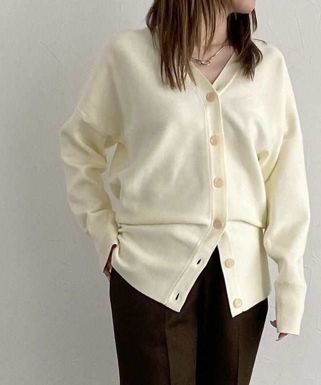 【ピエロ/Pierrot】のRASW ニュアンスフォルムカーディガン インテリア・キッズ・メンズ・レディースファッション・服の通販 founy(ファウニー) 　ファッション　Fashion　レディースファッション　Fashion for Women　トップス・カットソー　Cut & Sew Tops　カーディガン・羽織り　Layered Style Cardigans　ブラウジング　Blouson Silhouette, Cinched Waist　プチプライス・低価格　Affordable / Budget Price　150cm / アイボリー / M|ID: prp329100004975852 ipo3291000000037299619