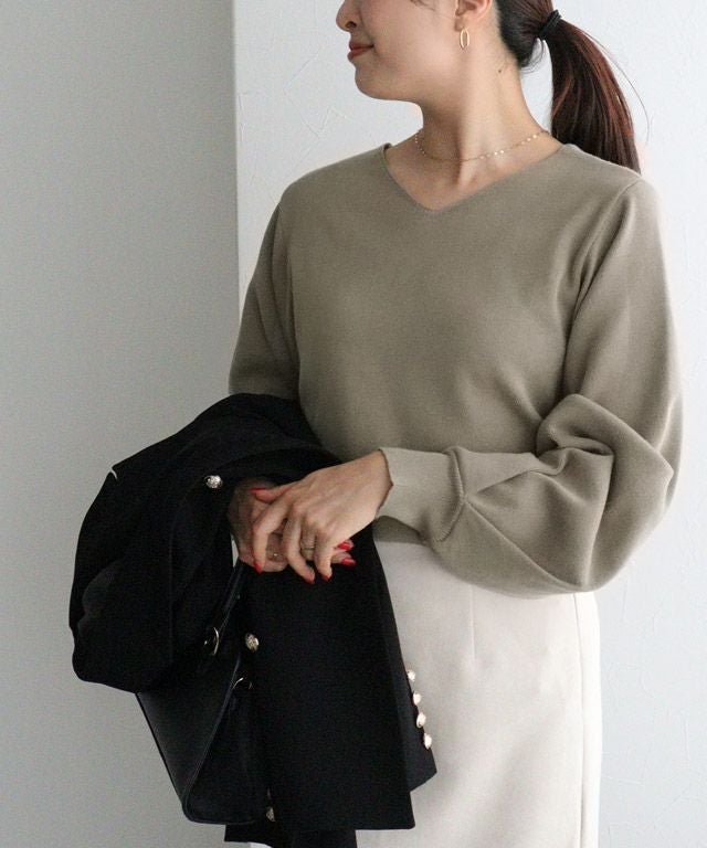 【ピエロ/Pierrot】の2wayパフボリュームスリーブニット インテリア・キッズ・メンズ・レディースファッション・服の通販 founy(ファウニー) 　ファッション　Fashion　レディースファッション　Fashion for Women　トップス・カットソー　Cut & Sew Tops　ニット　Knit Tops & Sweaters　ボリューム袖・フリルスリーブブラウス　Voluminous & Ruffle Sleeves / Puffy Sleeve Tops　シルク　Silk, 100% Silk　シンプル　Simple, Minimal　スリーブ　Sleeve, Long Sleeve / Short Sleeve　フェミニン　Feminine, Girly　プチプライス・低価格　Affordable / Budget Price　ロング　Long, Long-Length　エレガント 上品　Elegant　夏　Summer　157cm / グレージュ / M|ID: prp329100004975878 ipo3291000000037299698