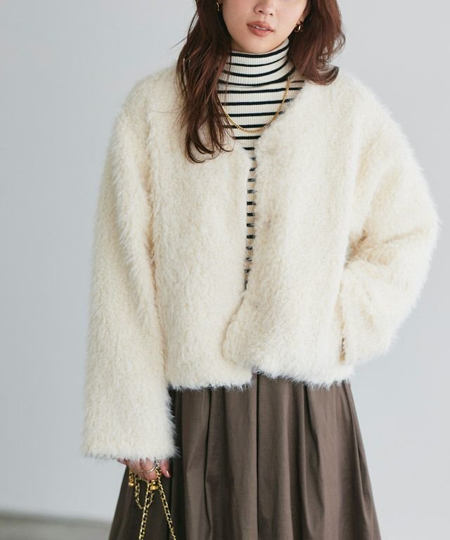 【ピエロ/Pierrot】のシャギーボアショートコート インテリア・キッズ・メンズ・レディースファッション・服の通販 founy(ファウニー) https://founy.com/ ファッション Fashion レディースファッション Fashion for Women アウター Coat / Outerwear Collection コート・ロングコート・ピーコート Long Coats, Peacoats & More レディースジャケット・軽アウター Jackets ショート Short, Short Length デコルテ Décolleté, Neckline トレンド Trend, Trending Now プチプライス・低価格 Affordable / Budget Price ミックス Mix, Mixed Style ワイド Wide, Wide Fit |ID: prp329100004975879 ipo3291000000037299703