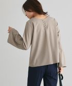 【ピエロ/Pierrot】の裏微起毛2wayベルスリーブブラウス 大人の最旬トレンドファッション＆コーディネート founy(ファウニー) ファッション Fashion レディースファッション Fashion for Women トップス・カットソー Cut & Sew Tops シャツ・ブラウス・オフィスカジュアル Elegant Blouses & Button-Ups スリーブ Sleeve, Long Sleeve / Short Sleeve パール Pearl, Pearl Accent プチプライス・低価格 Affordable / Budget Price エレガント 上品 Elegant thumbnail 167cm / グレージュ / M|ID: prp329100004975893 ipo3291000000037299755