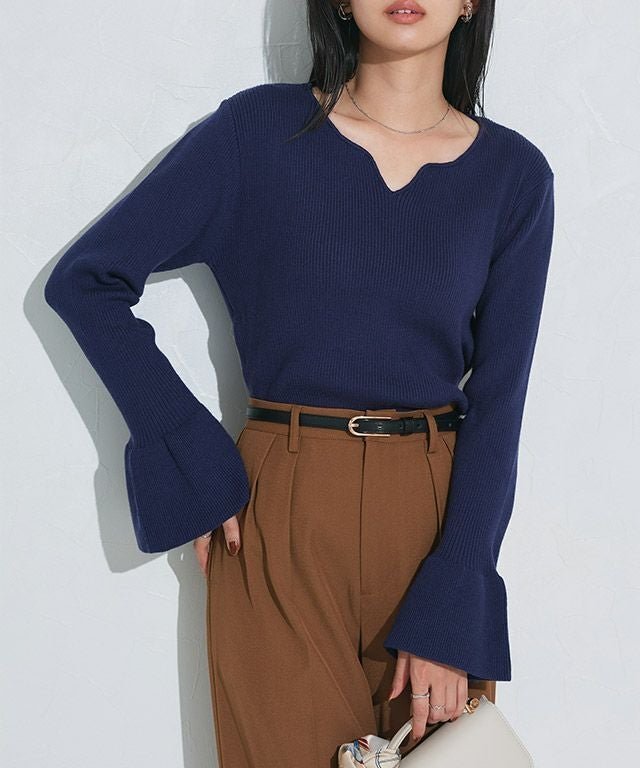【ピエロ/Pierrot】のキーネックフレアスリーブニット インテリア・キッズ・メンズ・レディースファッション・服の通販 founy(ファウニー) 　ファッション　Fashion　レディースファッション　Fashion for Women　トップス・カットソー　Cut & Sew Tops　ニット　Knit Tops & Sweaters　スリーブ　Sleeve, Long Sleeve / Short Sleeve　フレア　Flare, Flared　プチプライス・低価格　Affordable / Budget Price　エレガント 上品　Elegant　キーネックフレアスリーブニット|ID: prp329100004975953 ipo3291000000037299973