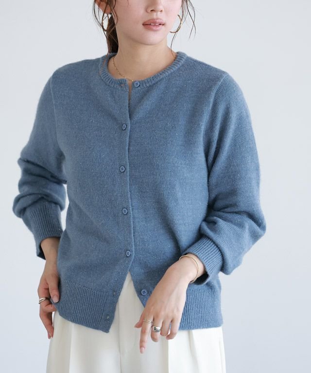 【ピエロ/Pierrot】のラメニットカーディガン インテリア・キッズ・メンズ・レディースファッション・服の通販 founy(ファウニー) 　ファッション　Fashion　レディースファッション　Fashion for Women　トップス・カットソー　Cut & Sew Tops　ニット　Knit Tops & Sweaters　カーディガン・羽織り　Layered Style Cardigans　おすすめ　Recommended / Our Picks　クロップド　Cropped, Short Length　シンプル　Simple, Minimal　バランス　Balance, Style Balance　プチプライス・低価格　Affordable / Budget Price　166cm / スモークブルー / M|ID: prp329100004975975 ipo3291000000037300087