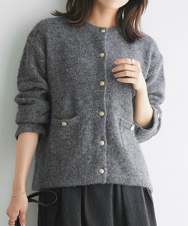 【ピエロ/Pierrot】のゴールドボタンニットカーディガン インテリア・キッズ・メンズ・レディースファッション・服の通販 founy(ファウニー) 　ファッション　Fashion　レディースファッション　Fashion for Women　トップス・カットソー　Cut & Sew Tops　ニット　Knit Tops & Sweaters　カーディガン・羽織り　Layered Style Cardigans　おすすめ　Recommended / Our Picks　シンプル　Simple, Minimal　プチプライス・低価格　Affordable / Budget Price　羽織　Haori, Light Jacket　167cm / 杢チャコール / M|ID: prp329100004975982 ipo3291000000037300116