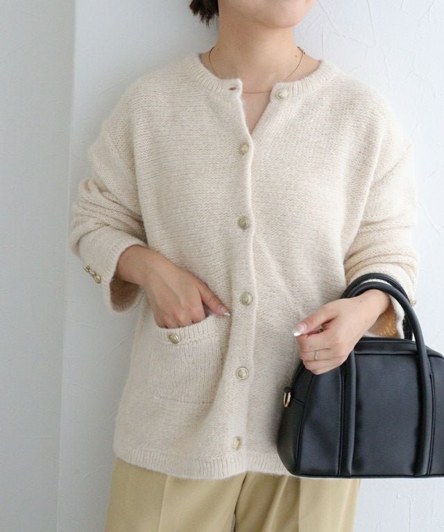 【ピエロ/Pierrot】のゴールドボタンニットカーディガン インテリア・キッズ・メンズ・レディースファッション・服の通販 founy(ファウニー) 　ファッション　Fashion　レディースファッション　Fashion for Women　トップス・カットソー　Cut & Sew Tops　ニット　Knit Tops & Sweaters　カーディガン・羽織り　Layered Style Cardigans　おすすめ　Recommended / Our Picks　シンプル　Simple, Minimal　プチプライス・低価格　Affordable / Budget Price　羽織　Haori, Light Jacket　150cm / 杢アイボリー / M|ID: prp329100004975982 ipo3291000000037300117