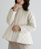 【ピエロ/Pierrot】のフードキルティングブルゾン 大人の最旬トレンドファッション＆コーディネート founy(ファウニー) ファッション Fashion レディースファッション Fashion for Women アウター Coat / Outerwear Collection レディースジャケット・軽アウター Jackets ブルゾンジャケット・スポーティアウター Blouson Jackets キルティング Quilted, Quilting フレア Flare, Flared プチプライス・低価格 Affordable / Budget Price thumbnail 167cm / アイボリー / M|ID: prp329100004975992 ipo3291000000037300152