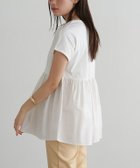 【ピエロ/Pierrot】のドッキングヘムフレンチTシャツ 大人の最旬トレンドファッション＆コーディネート founy(ファウニー) ファッション Fashion レディースファッション Fashion for Women トップス・カットソー Cut & Sew Tops シャツ・ブラウス・オフィスカジュアル Elegant Blouses & Button-Ups ロングTシャツ・Tシャツ Longline T-Shirts & Tees ギャザー Gathered, Ruffled スリーブ Sleeve, Long Sleeve / Short Sleeve フェミニン Feminine, Girly フレンチ French, French Style プチプライス・低価格 Affordable / Budget Price エレガント 上品 Elegant thumbnail オフホワイト|ID: prp329100004976046 ipo3291000000037300360