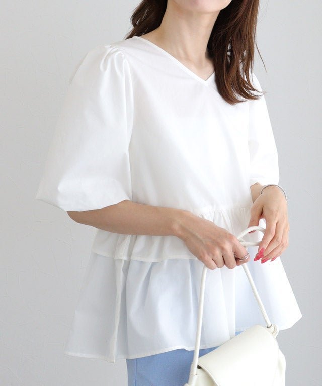 【ピエロ/Pierrot】のバルーンペプラムブラウス インテリア・キッズ・メンズ・レディースファッション・服の通販 founy(ファウニー) 　ファッション　Fashion　レディースファッション　Fashion for Women　トップス・カットソー　Cut & Sew Tops　シャツ・ブラウス・オフィスカジュアル　Elegant Blouses & Button-Ups　シンプル　Simple, Minimal　スリーブ　Sleeve, Long Sleeve / Short Sleeve　バルーン　Balloon, Balloon Silhouette　フェミニン　Feminine, Girly　フリル　Frill, Ruffle　プチプライス・低価格　Affordable / Budget Price　ペプラム　Peplum, Flared Hem　オフホワイト|ID: prp329100004976072 ipo3291000000037300464