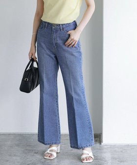 【ピエロ/Pierrot】 フレアデニムパンツ大人の最旬トレンドファッション＆コーディネート founy(ファウニー) ファッション Fashion レディースファッション Fashion for Women パンツ Pants & Trousers デニムパンツ・ジーンズ・美脚デニム Denim Jeans & Pants ウォッシュ Washed Finish シンプル Simple, Minimal セットアップ Set-Up, Coordinated Outfit センター Center, Center Line デニム Denim, Jeans Material トレンド Trend, Trending Now ビスチェ Bustier, Corset Top フレア Flare, Flared プチプライス・低価格 Affordable / Budget Price |ID:prp329100004976127