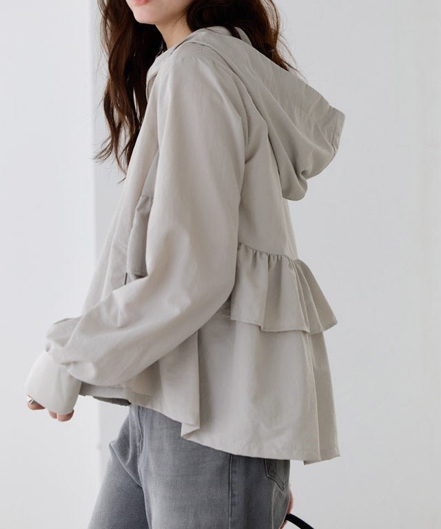 【ピエロ/Pierrot】の【UVカット/撥水】バックフリルパーカー インテリア・キッズ・メンズ・レディースファッション・服の通販 founy(ファウニー) 　ファッション　Fashion　レディースファッション　Fashion for Women　アウター　Coat / Outerwear Collection　レディースジャケット・軽アウター　Jackets　送料無料　Free Shipping　フェミニン　Feminine, Girly　フロント　Front, Front Design　プチプライス・低価格　Affordable / Budget Price　167cm / アイスグレー / M|ID: prp329100004976145 ipo3291000000037300744
