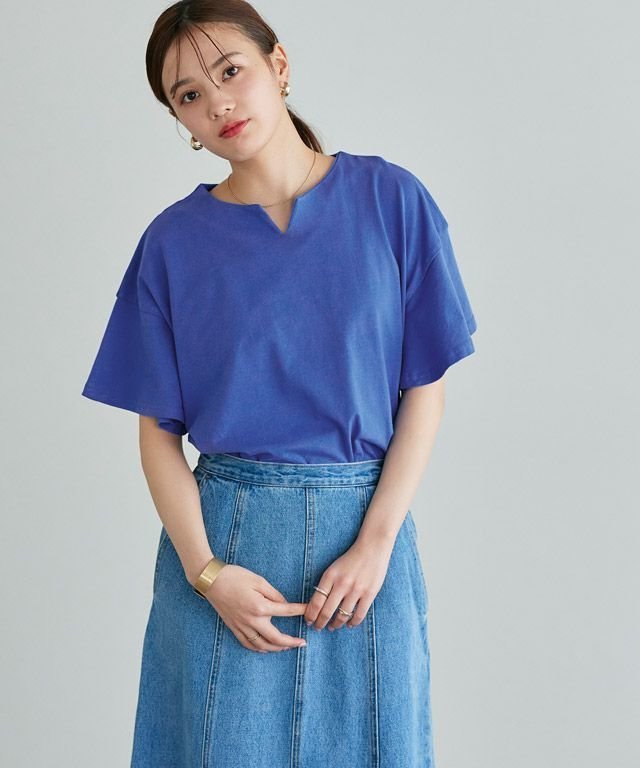 【ピエロ/Pierrot】の丈が選べるフレアスリーブキーネックカットソー インテリア・キッズ・メンズ・レディースファッション・服の通販 founy(ファウニー) 　ファッション　Fashion　レディースファッション　Fashion for Women　トップス・カットソー　Cut & Sew Tops　カットソー・ベーシックTシャツ　Cut-and-Sewn Tops / Stretch Tees & Basics　スリット　Slit, Slit Detail　スリーブ　Sleeve, Long Sleeve / Short Sleeve　フェミニン　Feminine, Girly　フレア　Flare, Flared　プチプライス・低価格　Affordable / Budget Price　ミドル　Middle Length, Mid Height　ロング　Long, Long-Length　163cm / ブルー / ミドル丈 / M|ID: prp329100004976159 ipo3291000000037300801