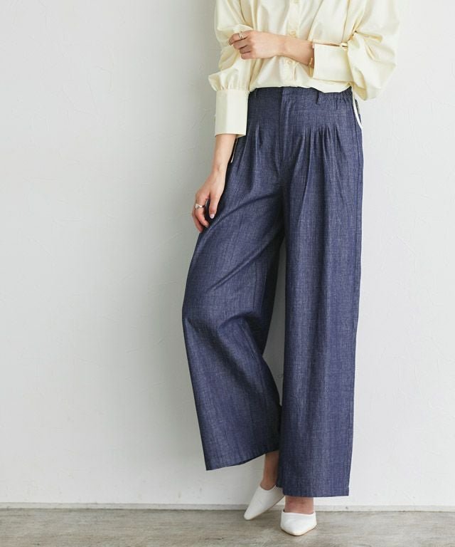 【ピエロ/Pierrot】の【B会場】タックデザインワイドパンツ インテリア・キッズ・メンズ・レディースファッション・服の通販 founy(ファウニー) 　ファッション　Fashion　レディースファッション　Fashion for Women　パンツ　Pants & Trousers　シャンブレー　Chambray, Denim-Like Fabric　プチプライス・低価格　Affordable / Budget Price　ルーズ　Loose, Oversized　ワイド　Wide, Wide Fit　シャンブレー/ブルー|ID: prp329100004976168 ipo3291000000037300832