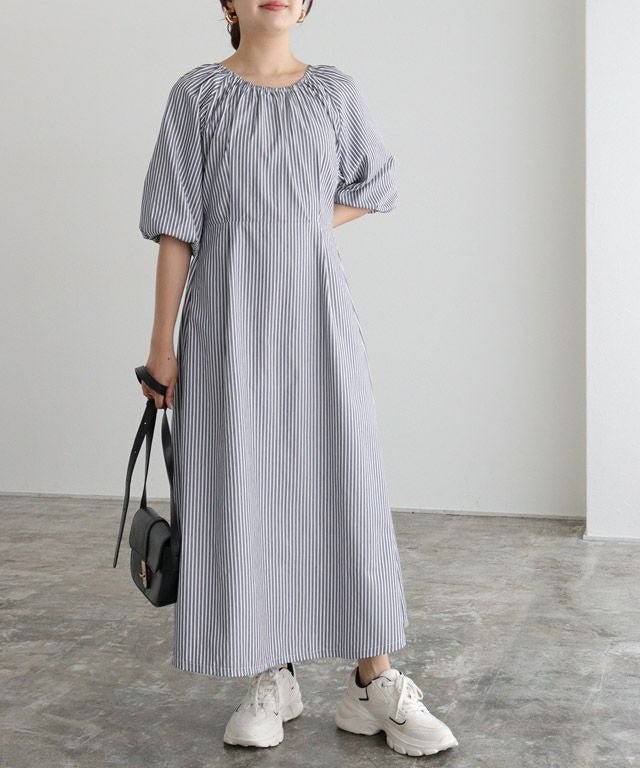 【ピエロ/Pierrot】の【アウトレットSALE!】ストライプボリュームスリーブワンピース インテリア・キッズ・メンズ・レディースファッション・服の通販 founy(ファウニー) 　ファッション　Fashion　レディースファッション　Fashion for Women　ワンピース　Dresses　アウトレット　Outlet / Clearance　ストライプ　Stripe, Striped Pattern　スリーブ　Sleeve, Long Sleeve / Short Sleeve　バランス　Balance, Style Balance　フレア　Flare, Flared　プチプライス・低価格　Affordable / Budget Price　エレガント 上品　Elegant　切替　Switching, Contrast Panel　ネイビー|ID: prp329100004976173 ipo3291000000037300850
