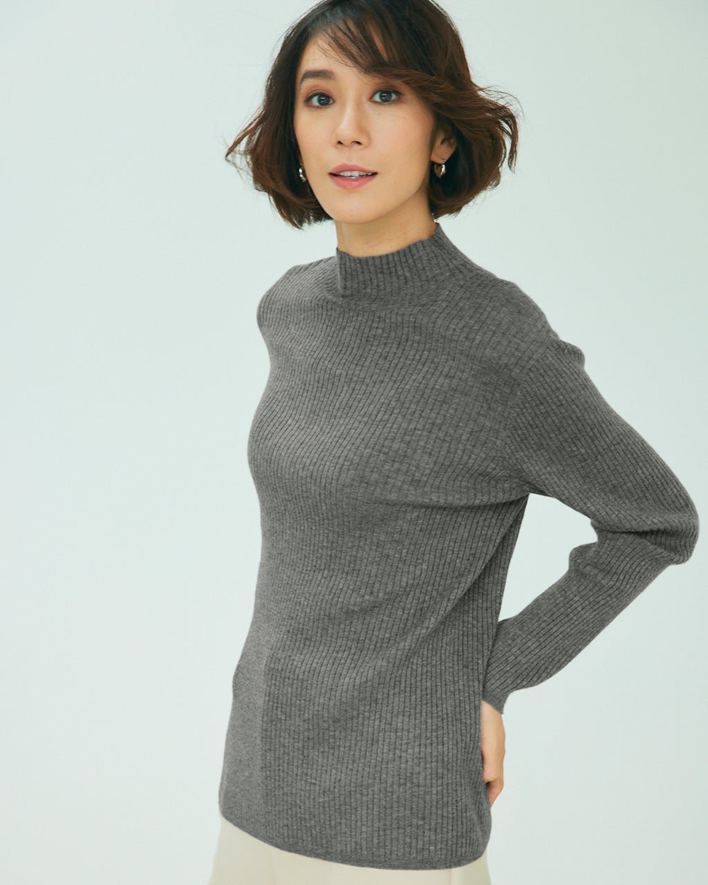 【ドゥクラッセ/DoCLASSE】のリブ編み・ハイネックセーター 人気、トレンドファッション・服の通販 founy(ファニー) 　ファッション　Fashion　レディースファッション　Fashion for Women　トップス・カットソー　Cut & Sew Tops　ニット　Knit Tops & Sweaters　なめらか　Smooth, Silky Texture　サマー　Summer, Summer Style　シンプル　Simple, Minimal　セットアップ　Set-Up, Coordinated Outfit　セーター　Sweater, Knitwear　ハイネック　High Neck, Mock Neck　ベスト　Vest, Waistcoat　 other-1|ID: prp329100003115508 ipo3291000000028256434