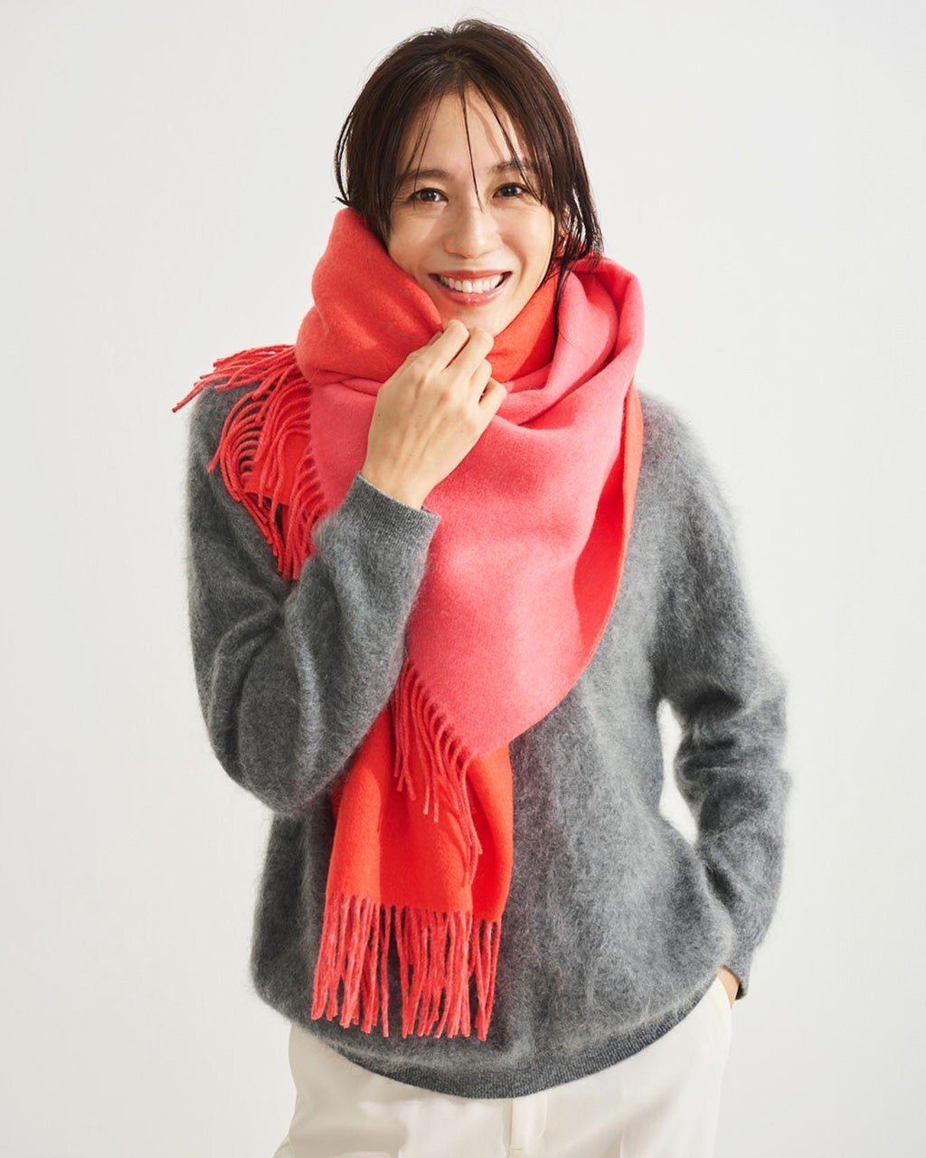 【ドゥクラッセ/DoCLASSE】のカシミヤ混ダブルフェイス・ストール 人気、トレンドファッション・服の通販 founy(ファニー) 　ファッション　Fashion　レディースファッション　Fashion for Women　ストール　Soft & Warm Scarves　手袋　Gloves & Mittens　ストール　Stole, Wrap　ダブル　Double, Double-Breasted　フェイス　Face, Facial Design　雑誌　Magazine, Fashion Magazine　 other-1|ID: prp329100003115927 ipo3291000000034716874