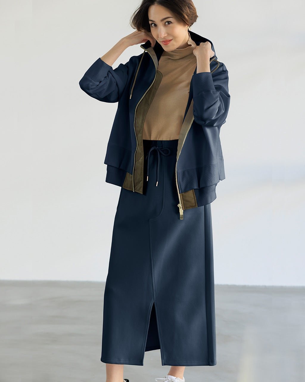 【ドゥクラッセ/DoCLASSE】の鹿の子スウェット・スリットスカート インテリア・キッズ・メンズ・レディースファッション・服の通販 founy(ファニー) 　ファッション　Fashion　レディースファッション　Fashion for Women　スカート　Skirts　スウェット / スエット　Sweatshirt, Sweatwear　スリット　Slit, Slit Detail　ドローコード　Drawcord, Drawstring Cord　フロント　Front, Front Design　メタル　Metal, Metal Parts　鹿の子　Piqué, Kanoko Fabric　ミッドナイトブルー|ID: prp329100003116112 ipo3291000000036036545