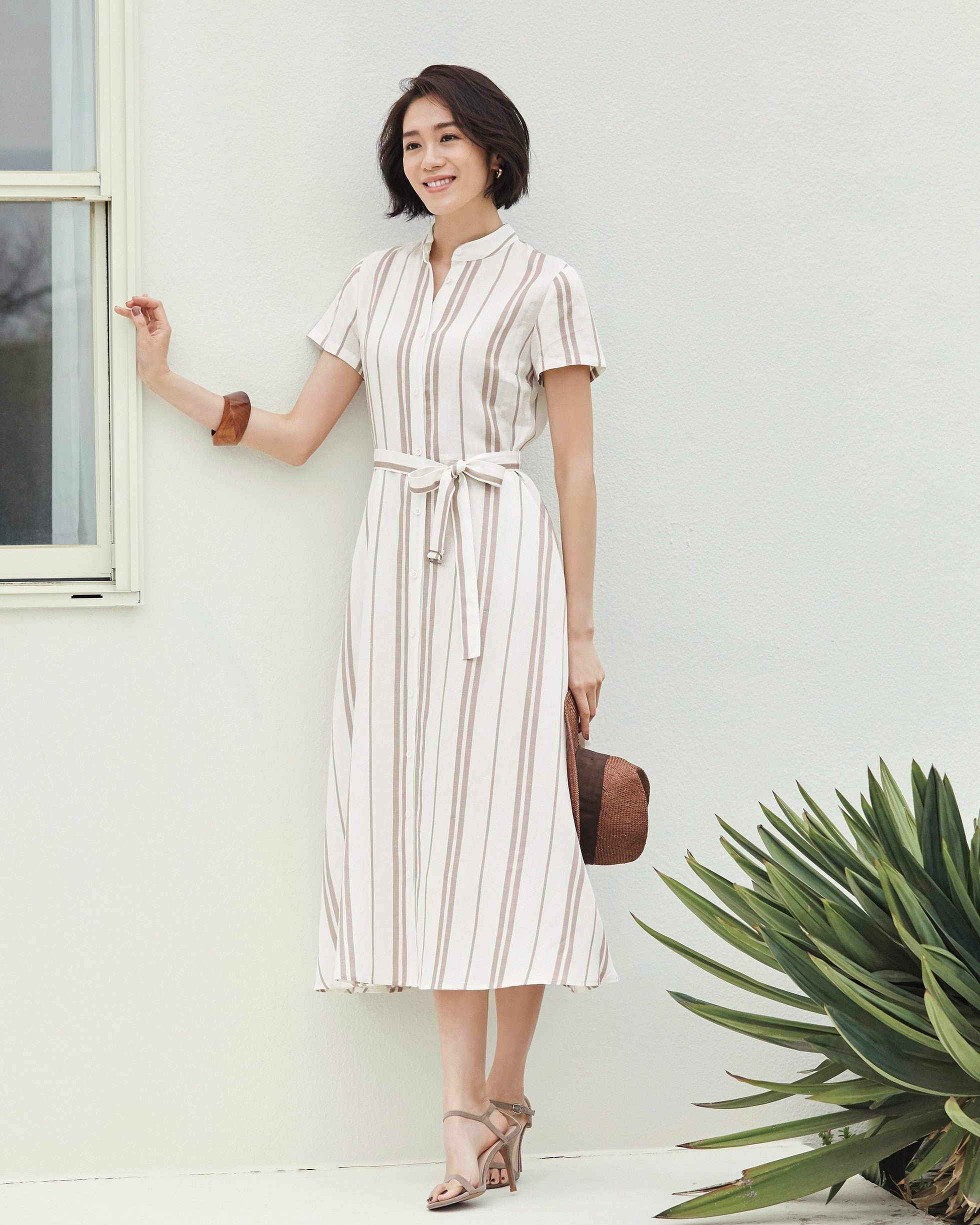 【ドゥクラッセ/DoCLASSE】のソフトリネン・シャツワンピース 人気、トレンドファッション・服の通販 founy(ファニー) 　ファッション　Fashion　レディースファッション　Fashion for Women　ワンピース　Dresses　シャツワンピース / 1枚で着映えコーデ　Shirt Dresses　とろみ　Fluid, Flowy Fabric　リネン　Linen, Linen Fabric　ロング　Long, Long-Length　夏　Summer　定番　Standard, Basic Item　 other-1|ID: prp329100003116139 ipo3291000000035797570