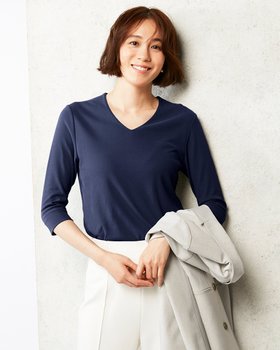 【ドゥクラッセ/DoCLASSE】 ハイカウントコットン・Vネック人気、トレンドファッション・服の通販 founy(ファニー) ファッション Fashion レディースファッション Fashion for Women トップス・カットソー Cut & Sew Tops カットソー・ベーシックTシャツ Cut-and-Sewn Tops / Stretch Tees & Basics Vネックトップス V-Neck Tops / V-Cut Neckline Shirts なめらか Smooth, Silky Texture インナー Innerwear カットソー Cut and Sewn Top ジャケット Jacket, Outerwear |ID:prp329100003116338