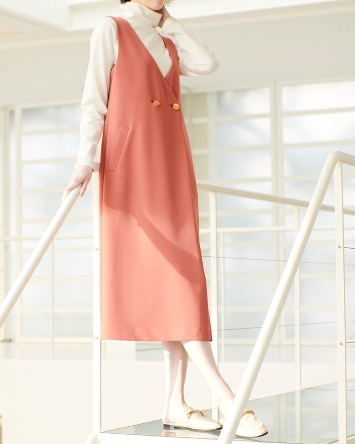 【ドゥクラッセ/DoCLASSE】のダブルクロス・Vネックワンピース インテリア・キッズ・メンズ・レディースファッション・服の通販 founy(ファニー) https://founy.com/ ファッション Fashion レディースファッション Fashion for Women ワンピース Dresses インナー Innerwear ダブル Double, Double-Breasted ドレープ Drape, Draping Fabric ロング Long, Long-Length |ID: prp329100003116356 ipo3291000000035799025