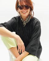 【ドゥクラッセ/DoCLASSE】の異素材コンビ・ピンタックフリルブラウス 人気、トレンドファッション・服の通販 founy(ファニー) ファッション Fashion レディースファッション Fashion for Women トップス・カットソー Cut & Sew Tops シャツ・ブラウス・オフィスカジュアル Elegant Blouses & Button-Ups コンビ Combo, Combination Style ジャカード／ジャガード Jacquard, Woven Pattern フリンジ Fringe, Tassel フロント Front, Front Design |ID:prp329100003116430