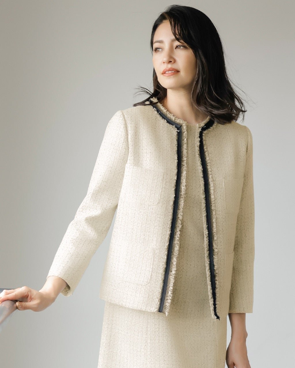 【ドゥクラッセ/DoCLASSE】のミックスツイード・トリミングジャケット 人気、トレンドファッション・服の通販 founy(ファニー) 　ファッション　Fashion　レディースファッション　Fashion for Women　アウター　Coat / Outerwear Collection　レディースジャケット・軽アウター　Jackets　アンサンブル　Ensemble Set　オケージョン　Occasion Wear　ジャケット　Jacket, Outerwear　ストレート　Straight, Straight Cut　ツイード　Twill, Twill Weave　デニム　Denim, Jeans Material　ミックス　Mix, Mixed Style　 other-1|ID: prp329100003116626 ipo3291000000028258814