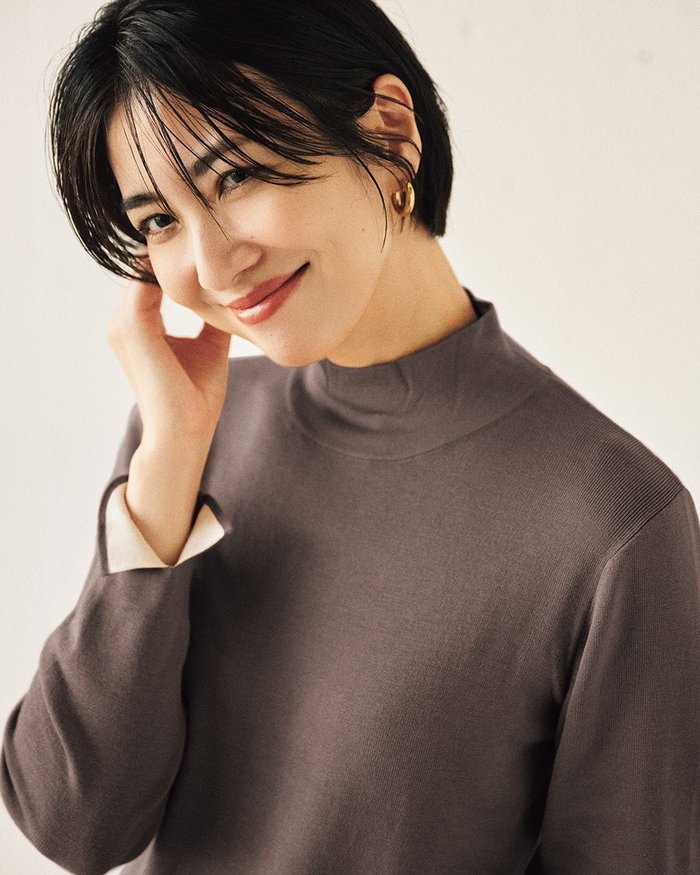 【ドゥクラッセ/DoCLASSE】のシルクニット・総針ハイネック インテリア・キッズ・メンズ・レディースファッション・服の通販 founy(ファニー) https://founy.com/ ファッション Fashion レディースファッション Fashion for Women トップス・カットソー Cut & Sew Tops ニット Knit Tops & Sweaters なめらか Smooth, Silky Texture シルク Silk, 100% Silk シンプル Simple, Minimal ストレッチ Stretch, Stretchy Fabric セーター Sweater, Knitwear ハイネック High Neck, Mock Neck |ID: prp329100003116651 ipo3291000000034836931