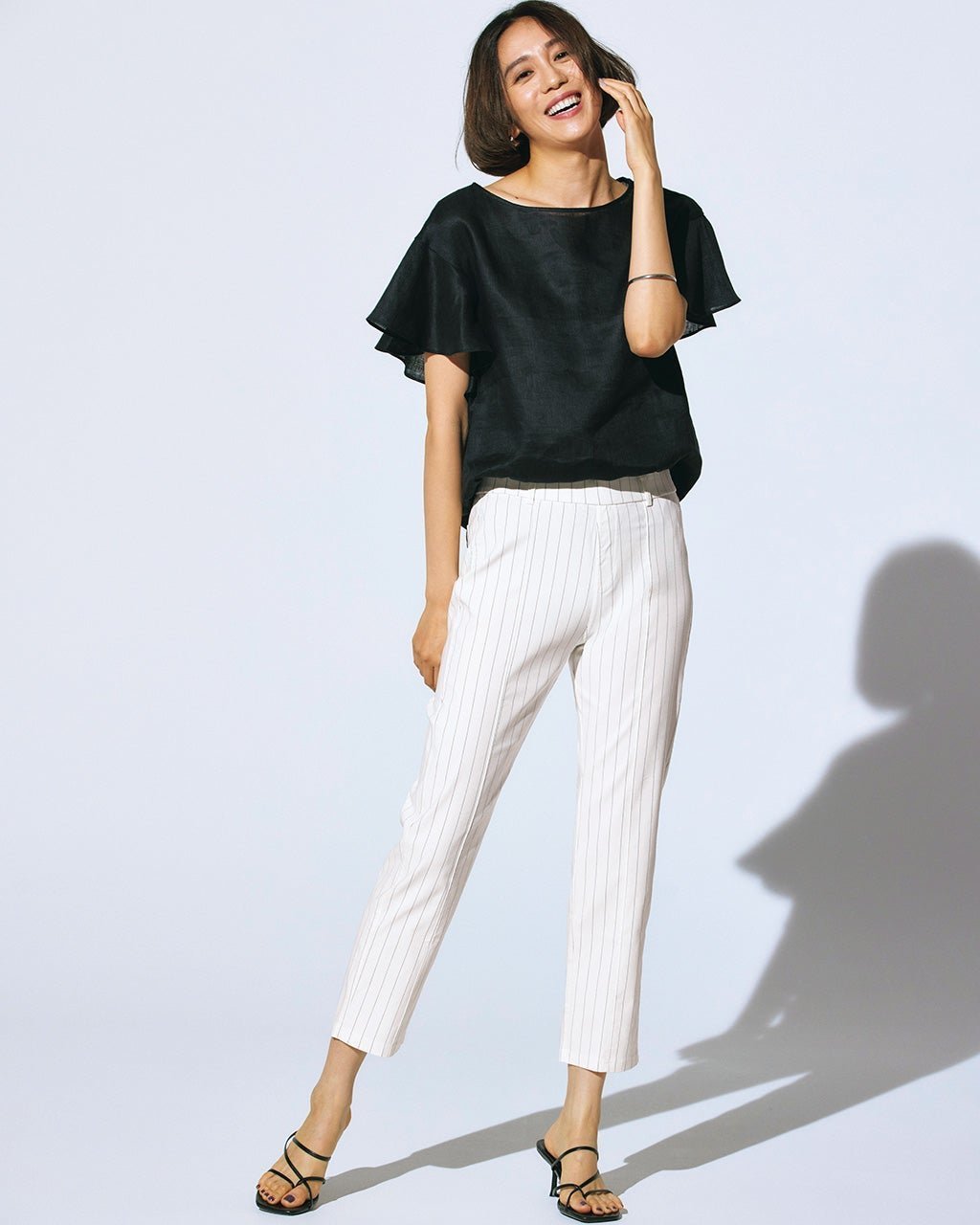 【ドゥクラッセ/DoCLASSE】のドライタッチ・ピンタックパンツ63㎝ 人気、トレンドファッション・服の通販 founy(ファニー) 　ファッション　Fashion　レディースファッション　Fashion for Women　パンツ　Pants & Trousers　フロント　Front, Front Design　 other-1|ID: prp329100003116909 ipo3291000000028258472